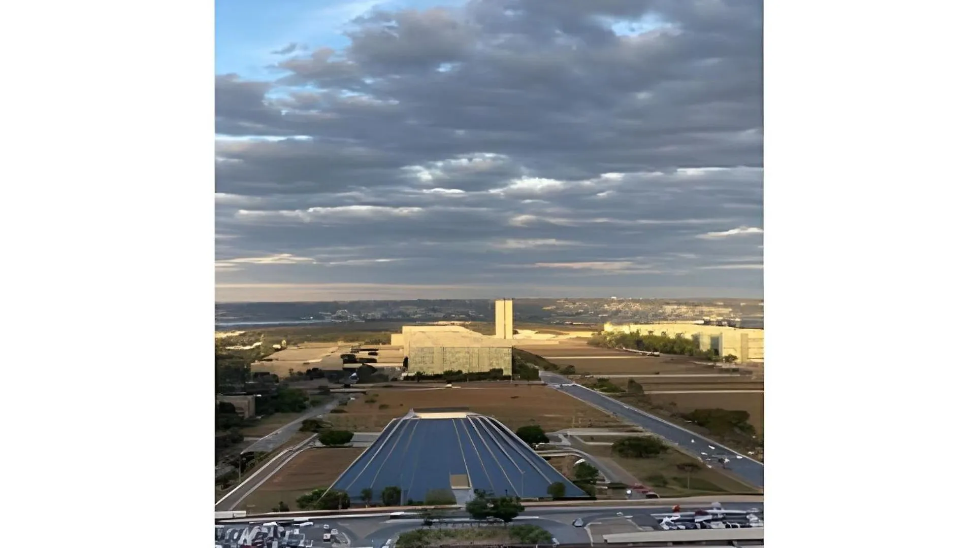 Saint Moritz No Coracao De Brasilia Apartment