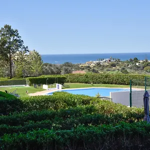 family-apartment-sea-view.hotelaalgarve.com/